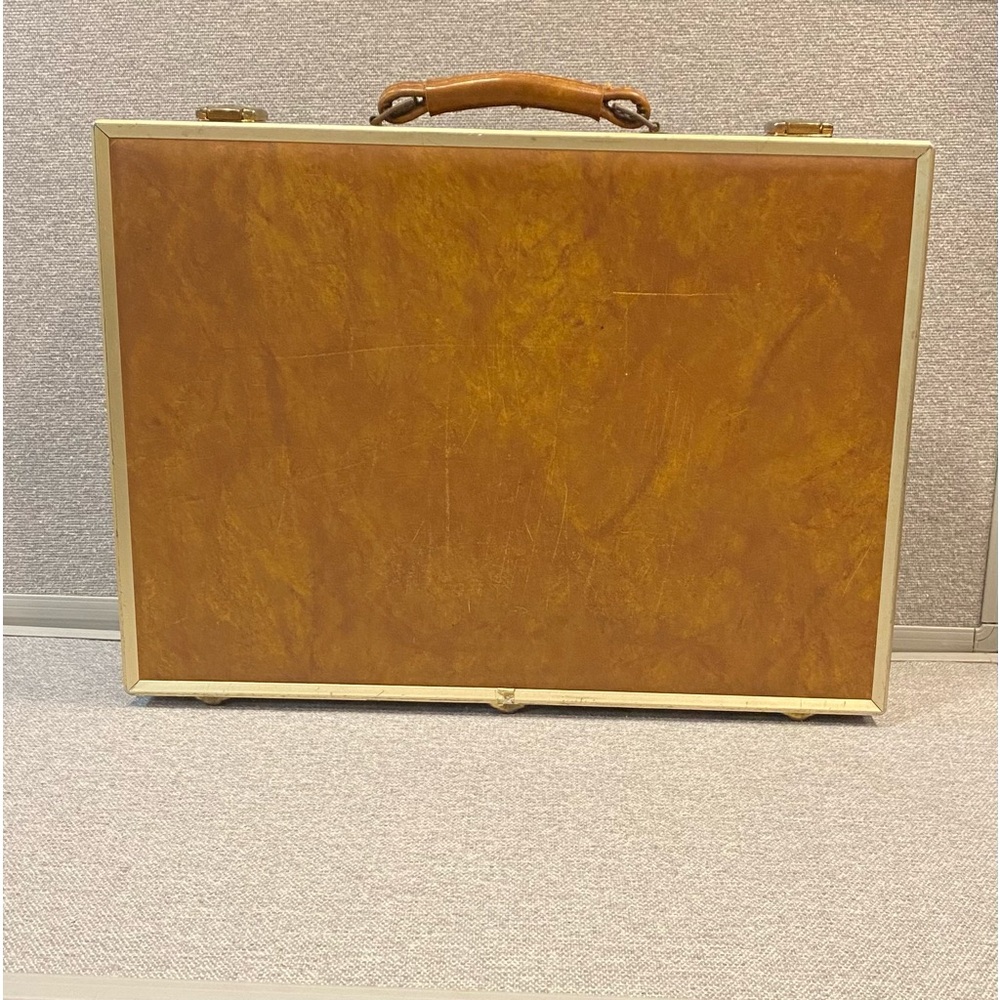 VINTAGE MAXIMILLIAN New York Steel Framed Leather Attache Case 1960’s